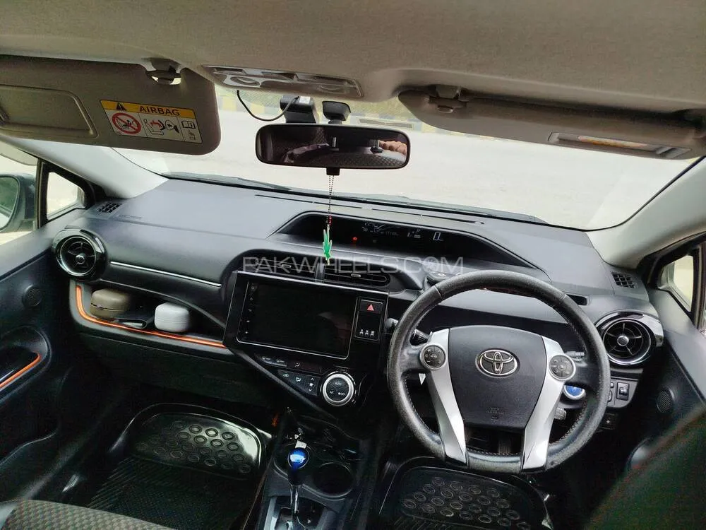 ٹویوٹا اکوا 2015 for Sale in اسلام آباد ٹویوٹا اکوا 2015 for Sale in اسلام آباد Image-10