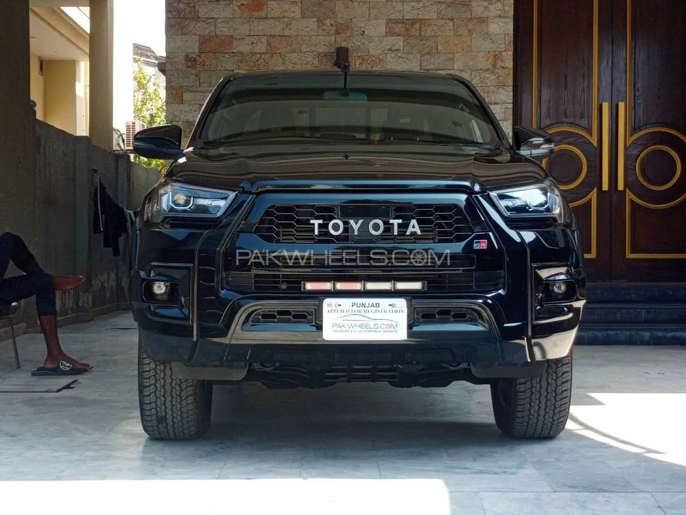 Toyota Hilux 2023 for Sale in Lahore Image-1