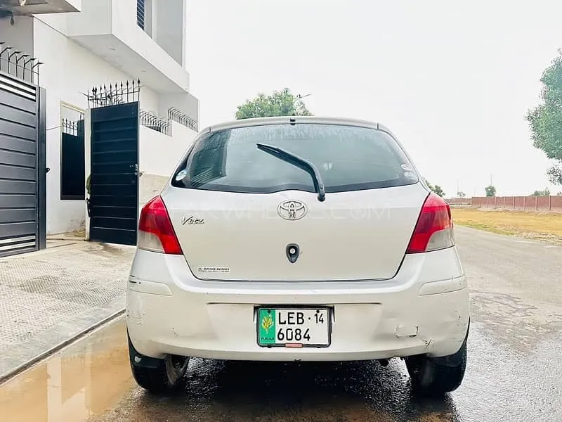Toyota Vitz 2007 for Sale in Sahiwal Image-1