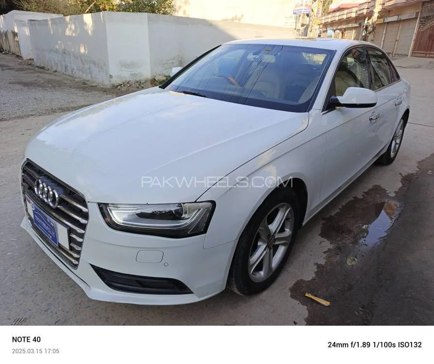 Audi A4 2015 for Sale in Rawalpindi Audi A4 2015 for Sale in Rawalpindi Image-3