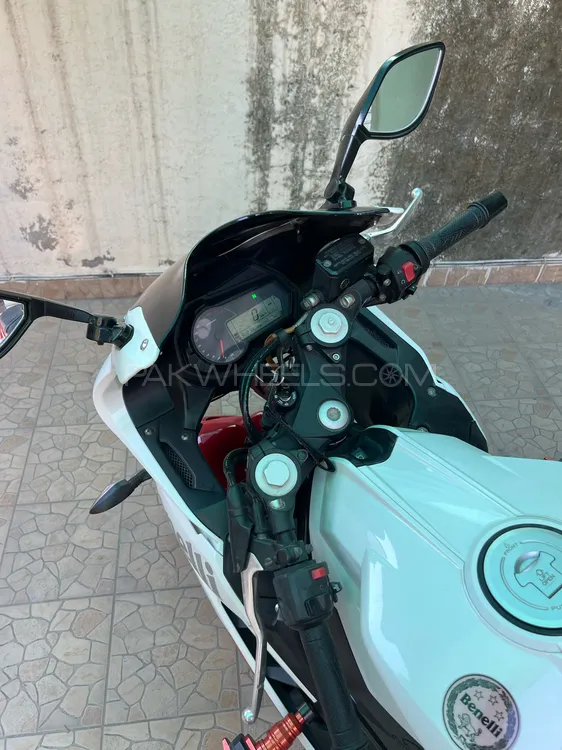 Benelli 302 R 2018 for Sale Benelli 302 R 2018 for Sale Image-5