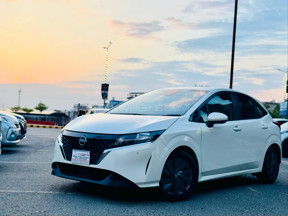 Nissan Note 2021 for Sale in Lahore Image-1