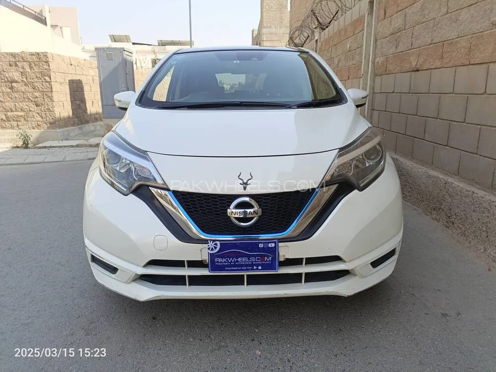 Nissan Note 2018 for Sale in Karachi Image-1