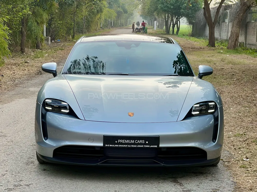 پورشے ٹائکان 2021 for Sale in لاہور Image-1
