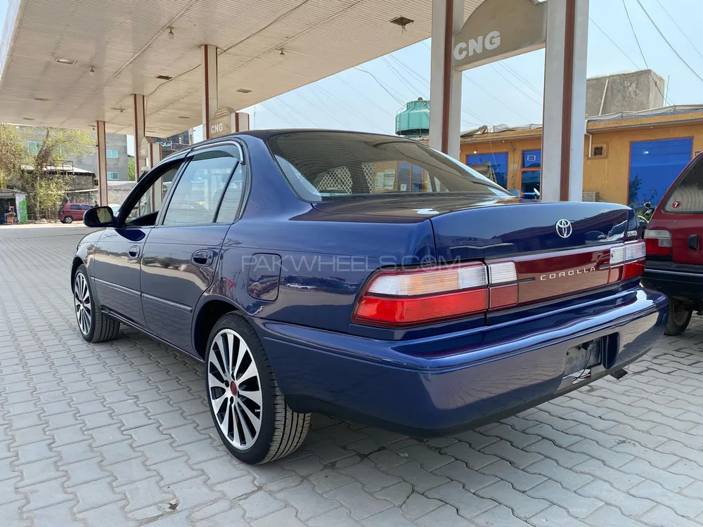 Toyota Corolla 1996 for Sale in Peshawar Image-1
