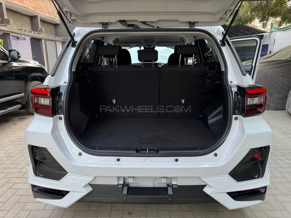 Toyota Raize 2020 for Sale in Karachi Toyota Raize 2020 for Sale in Karachi Image-11