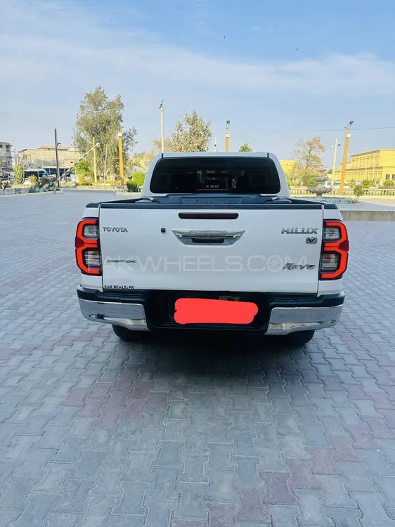 Toyota Hilux 2021 for Sale in Kharian Image-1