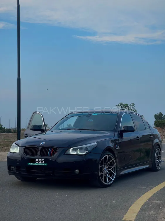 BMW 5 Series 2005 for Sale in Gojra Image-1