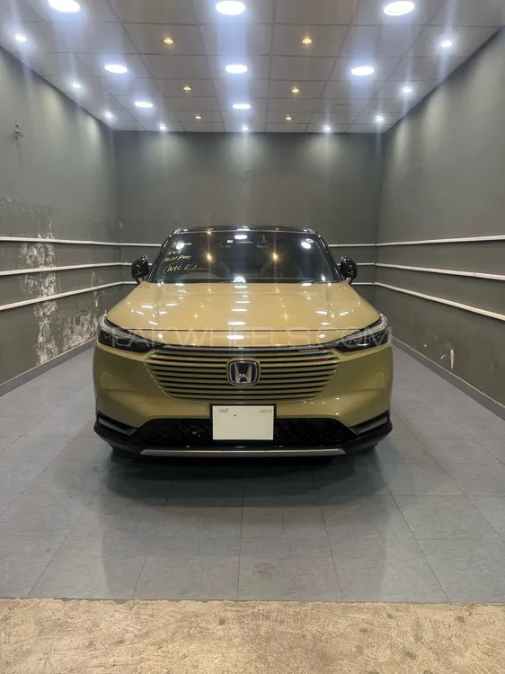 Honda Vezel 2021 for Sale in Lahore Image-1