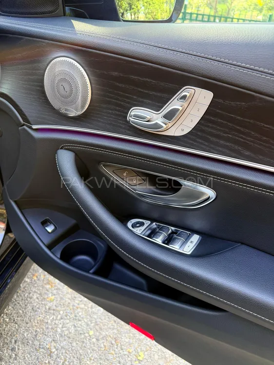 Mercedes Benz E Class 2021 for Sale in Lahore Mercedes Benz E Class 2021 for Sale in Lahore Image-15