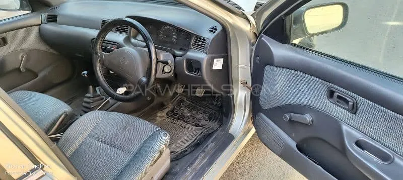 Nissan Sunny 2001 for Sale in Lahore Image-1
