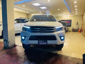 Toyota Hilux Revo V Automatic 2.8 2018 for Sale