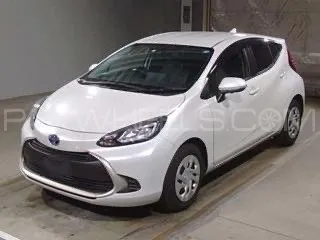Toyota Aqua 2021 for Sale in Karachi Image-1