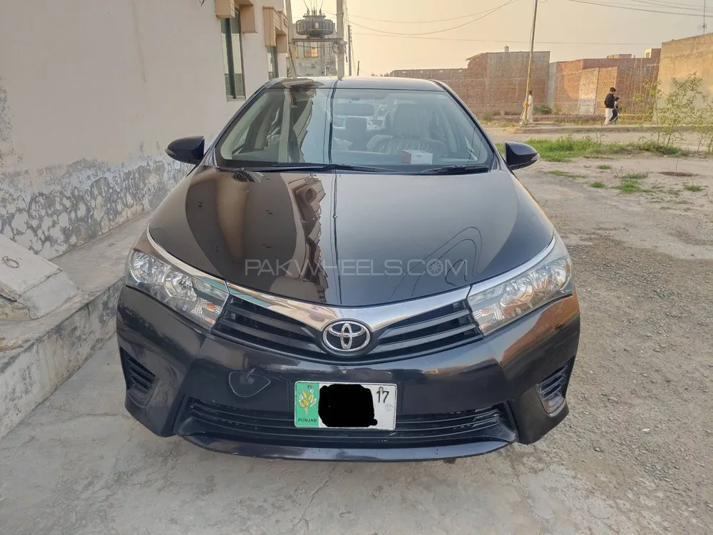 Toyota Corolla 2017 for Sale in Faisalabad Image-1