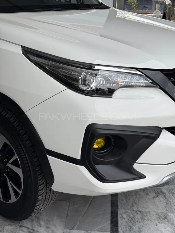 Toyota Fortuner 2021 for Sale in Islamabad Image-1