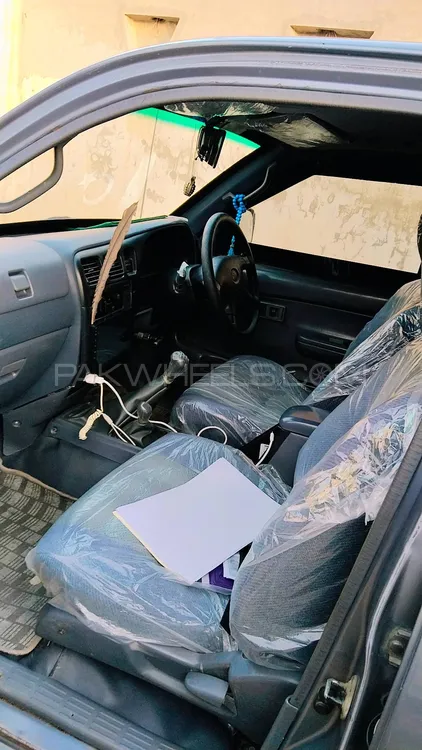 Toyota Hilux 1997 for Sale in Quetta Image-1