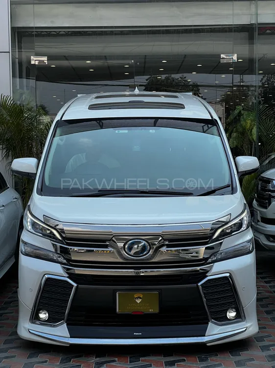 Toyota Vellfire 2015 for Sale in Lahore Image-1