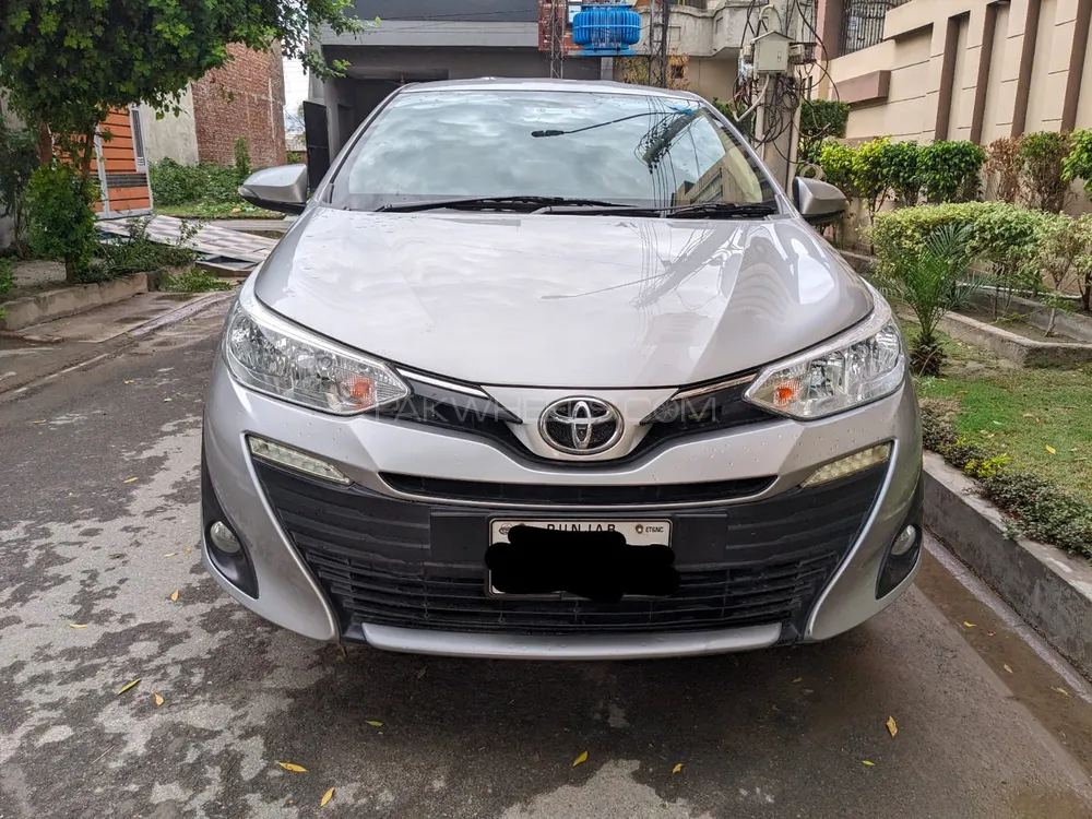 Toyota Yaris Sedan 2020 for Sale in Lahore Image-1