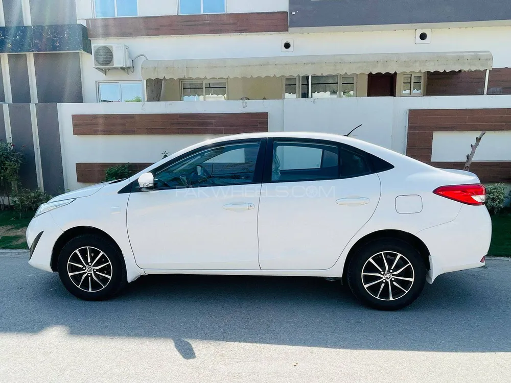 ٹویوٹا یارس سیڈان 2021 for Sale in ملتان ٹویوٹا یارس سیڈان 2021 for Sale in ملتان Image-3