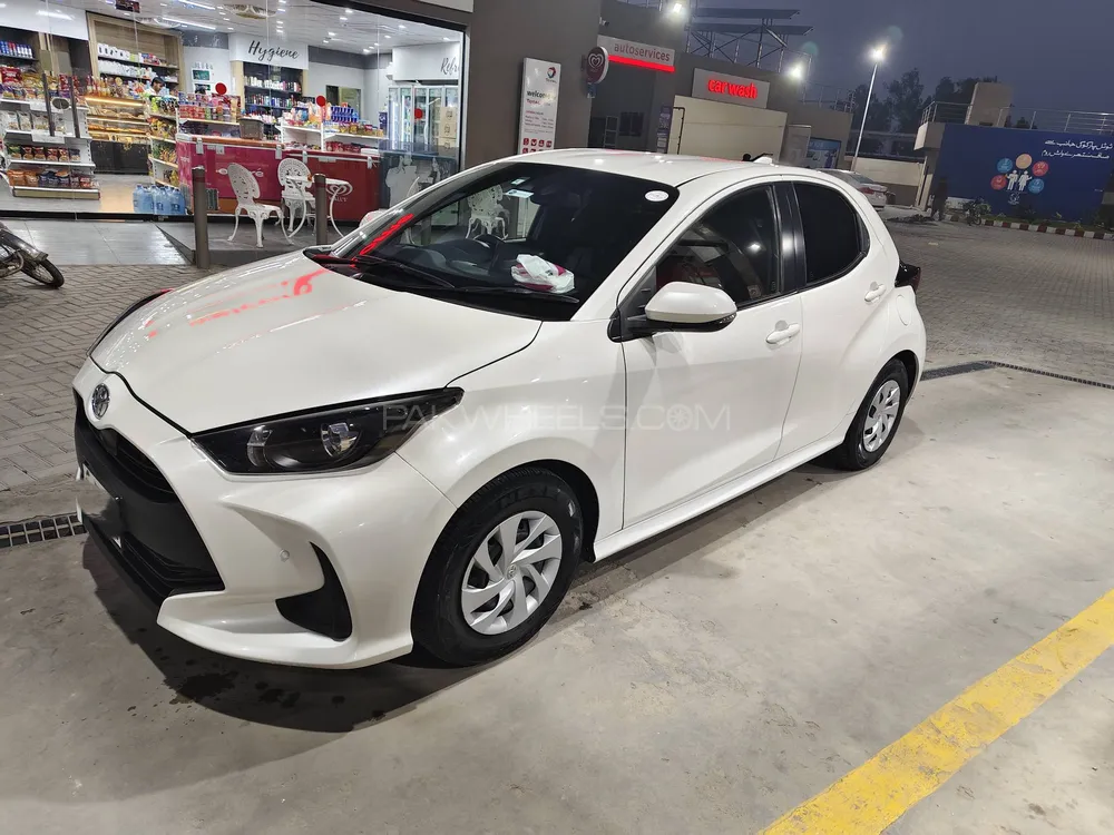 Toyota Yaris Hatchback 2020 for Sale in Multan Image-1