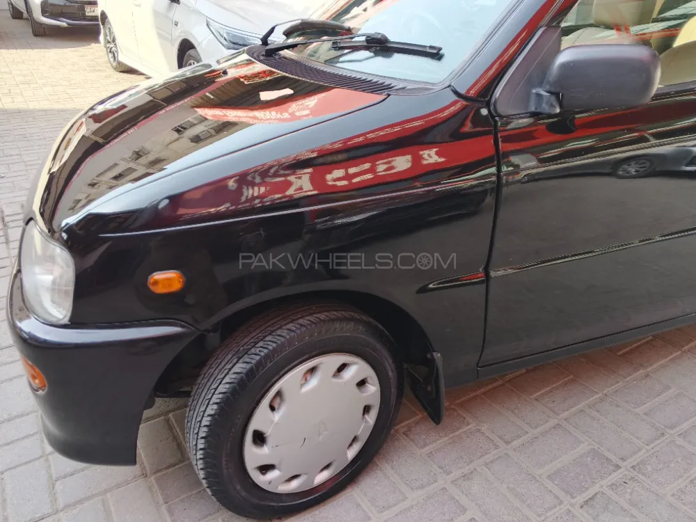 Daihatsu Cuore 2010 for Sale in Karachi Image-1