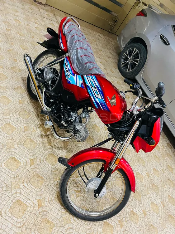 Honda CD 70 Dream 2023 for Sale Honda CD 70 Dream 2023 for Sale Image-4