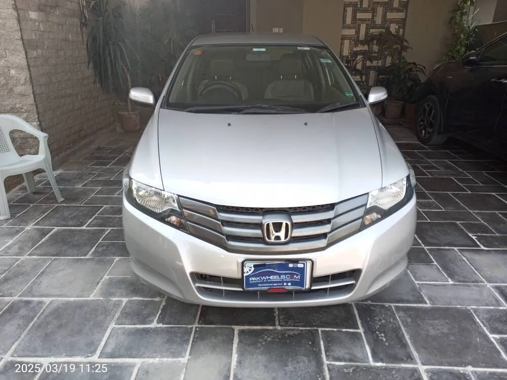 Honda City 2013 for Sale in Islamabad Image-1