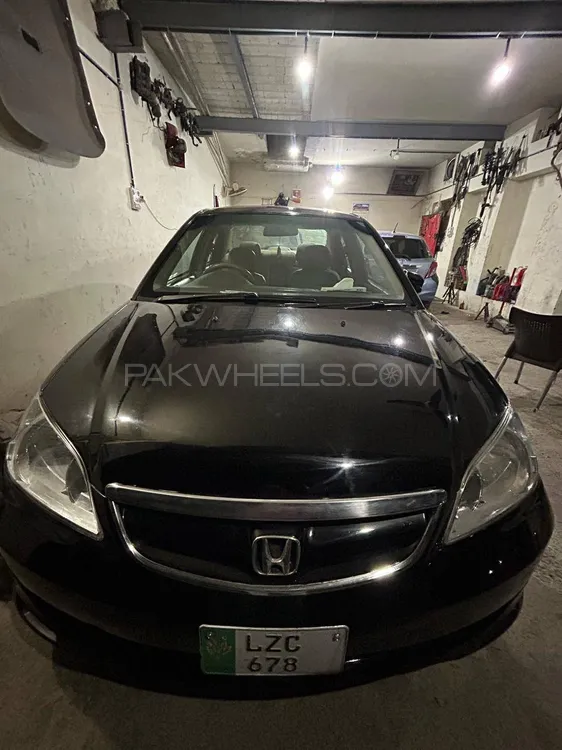 Honda Civic 2004 for Sale in Faisalabad Image-1