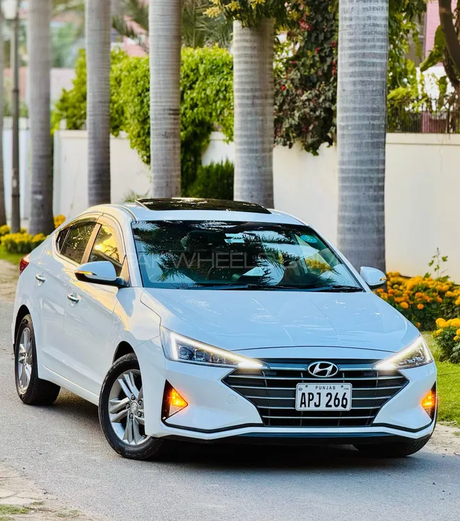 Hyundai Elantra 2022 for Sale in Lahore Image-1