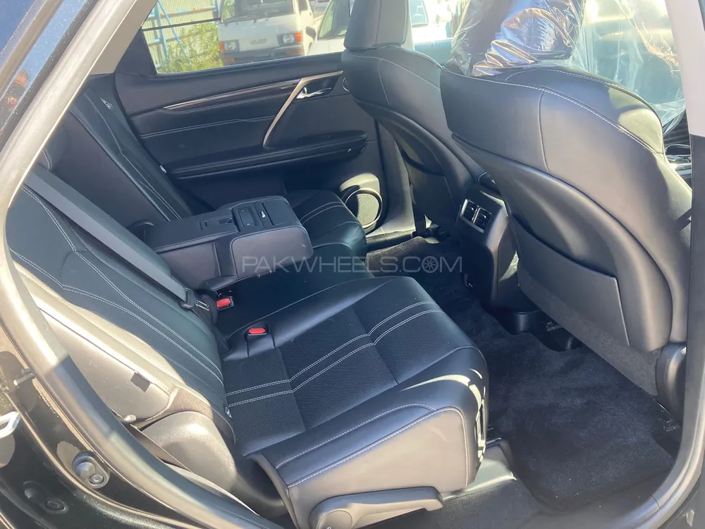 Lexus RX Series 2018 for Sale in Lahore Lexus RX Series 2018 for Sale in Lahore Image-14