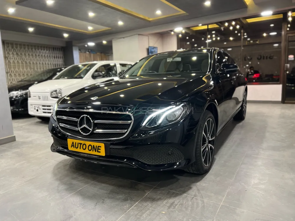 Mercedes Benz E Class 2020 for Sale in Karachi Mercedes Benz E Class 2020 for Sale in Karachi Image-2