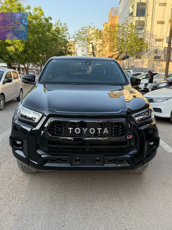 Toyota Hilux 2021 for Sale in Karachi Image-1