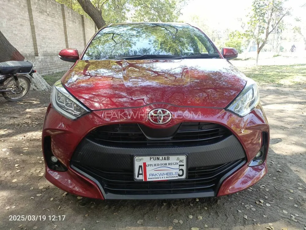 Toyota Yaris Hatchback 2020 for Sale in Multan Image-1
