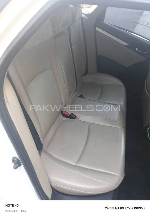 Honda Civic 2017 for Sale in Rawalpindi Honda Civic 2017 for Sale in Rawalpindi Image-10