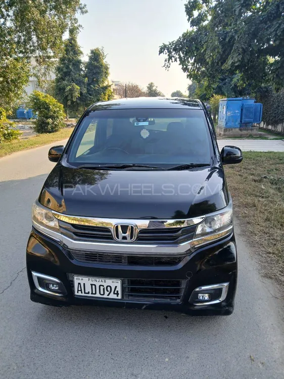 Honda N Wgn 2018 for Sale in Lahore Image-1