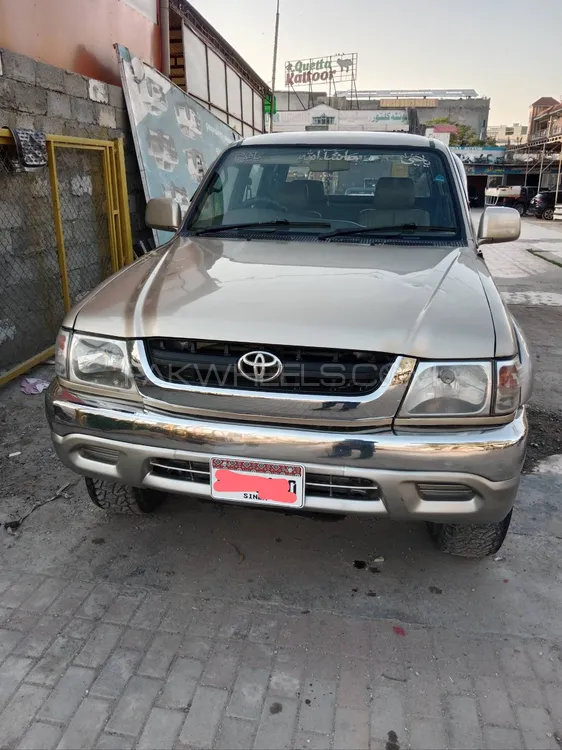 Toyota Hilux 2003 for Sale in Islamabad Image-1