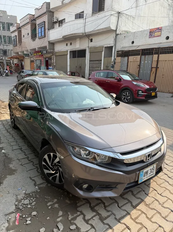 Honda Civic 2019 for Sale in Lahore Image-1