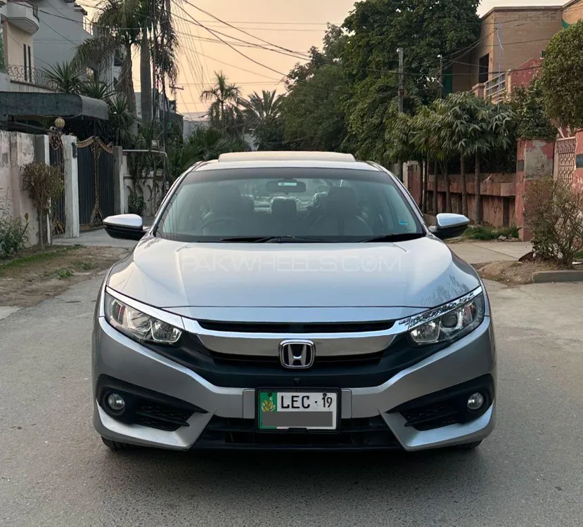 Honda Civic 2019 for Sale in Lahore Image-1
