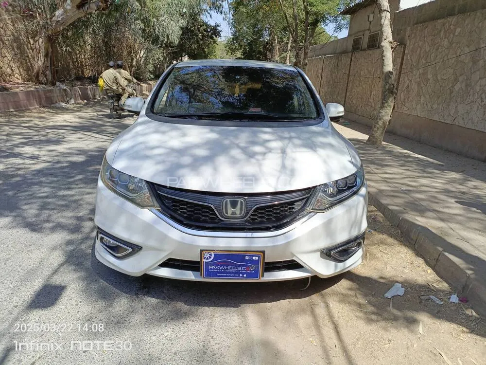 Honda Jade 2015 for Sale in Karachi Image-1