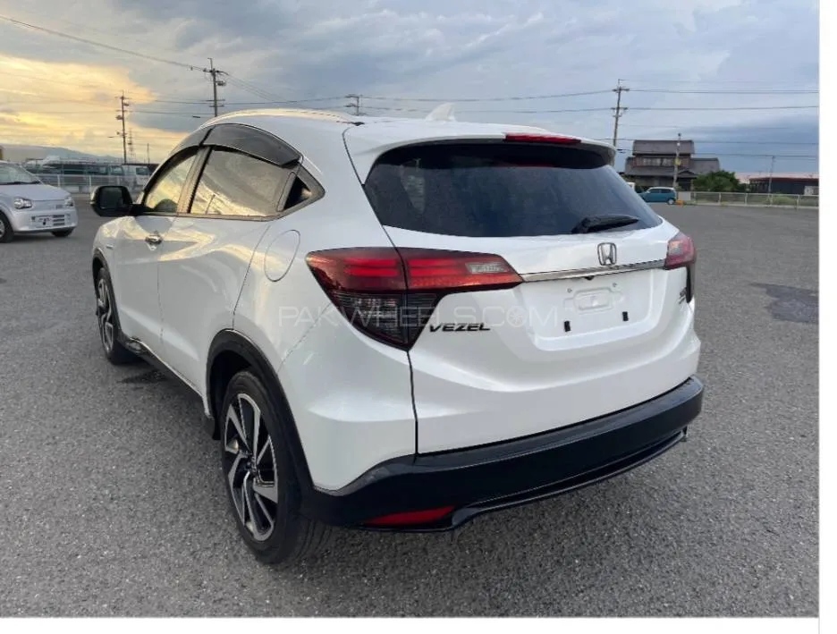 Honda Vezel 2019 for Sale in Peshawar Honda Vezel 2019 for Sale in Peshawar Image-8