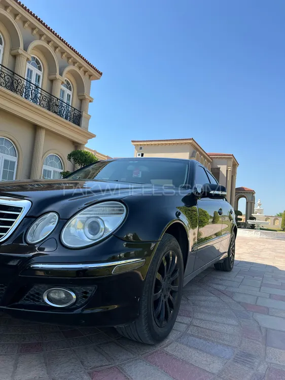 Mercedes Benz E Class 2007 for Sale in Islamabad Image-1
