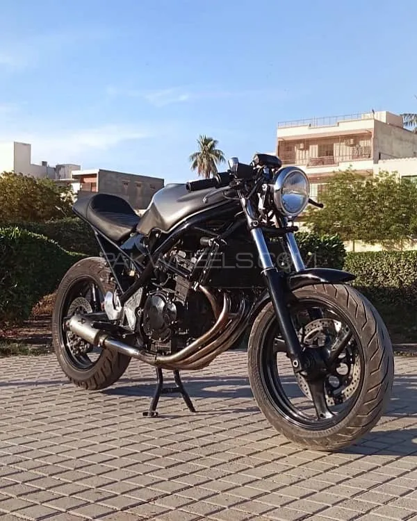 Suzuki Bandit 1994 for Sale Image-1