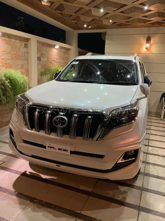 Toyota Prado 2016 for Sale in Sialkot Image-1