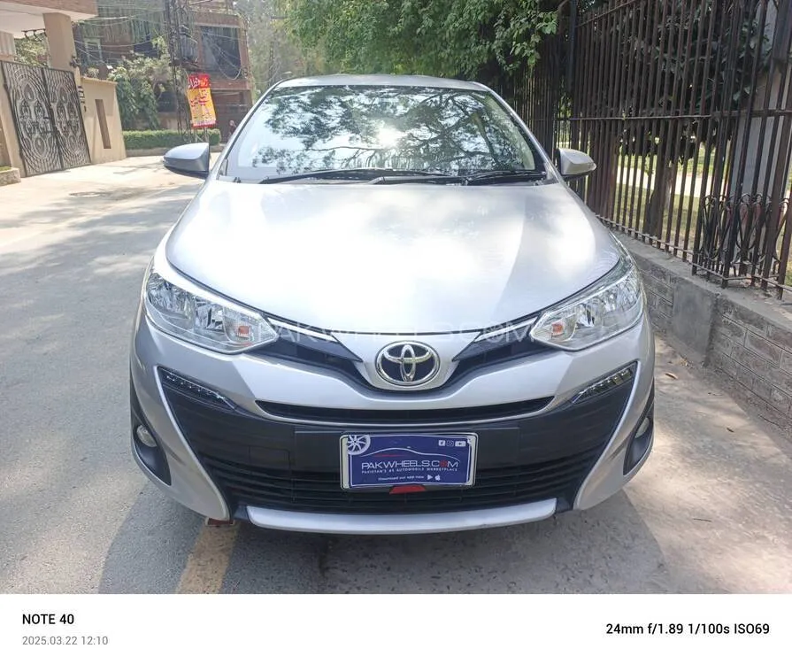 Toyota Yaris Sedan 2021 for Sale in Lahore Image-1