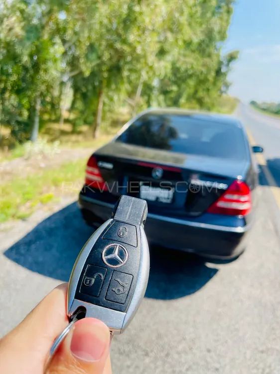 Mercedes Benz C Class 2007 for Sale in Mardan Image-1