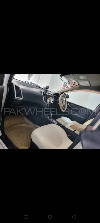 Nissan Wingroad 2014 for Sale in Karak Image-1