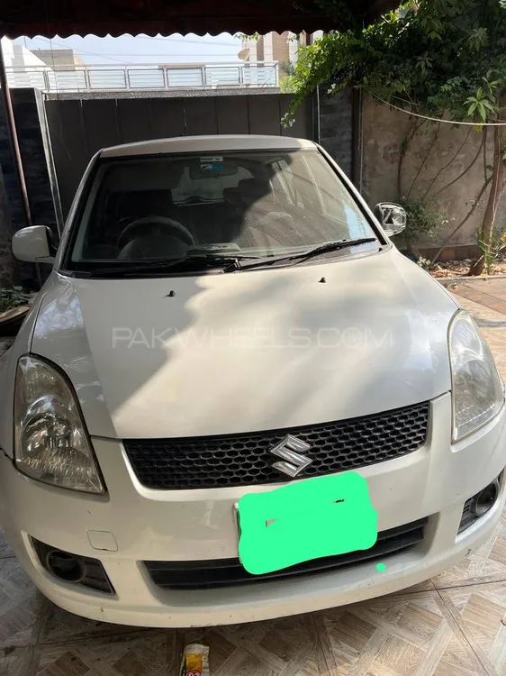 Suzuki Swift 2011 for Sale in Faisalabad Image-1