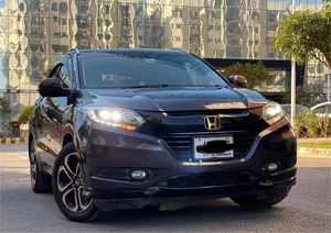 Honda Vezel Hybrid Z Style Edition 2015 for Sale