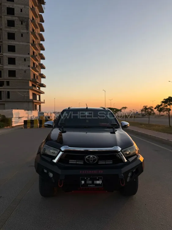 Toyota Hilux 2017 for Sale in Karachi Image-1