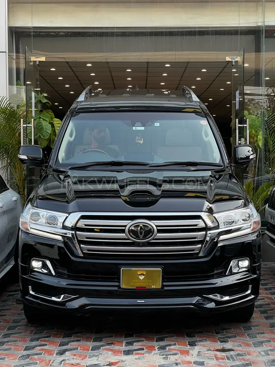 ٹویوٹا لینڈ کروزر 2018 for Sale in لاہور Image-1